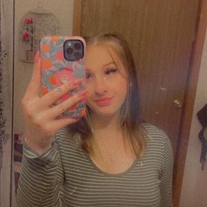 Meet your Posher, Katelyn